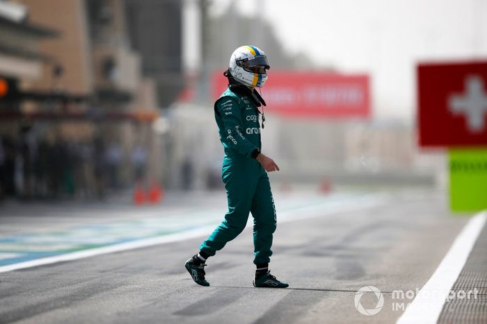 Sebastian Vettel, Aston Martin AMR22

