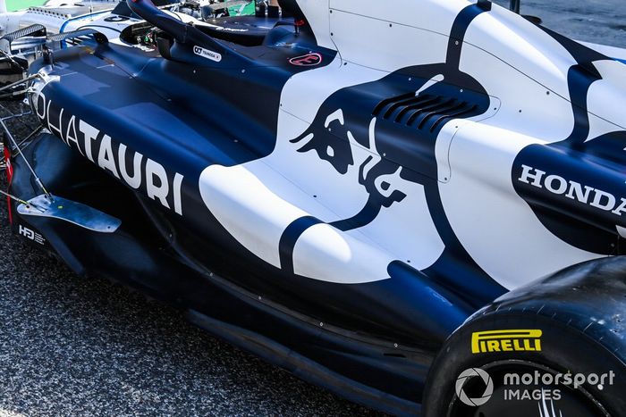 Detalle de AlphaTauri AT04