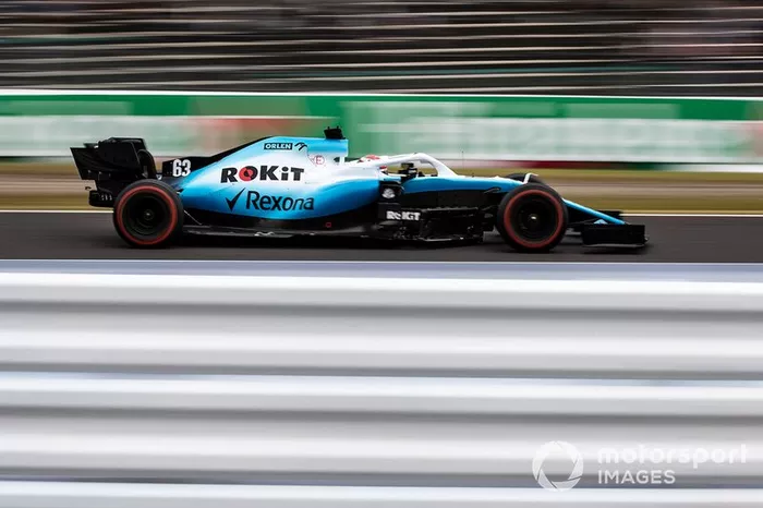 20º George Russell, Williams Racing FW42 (1:31.071)