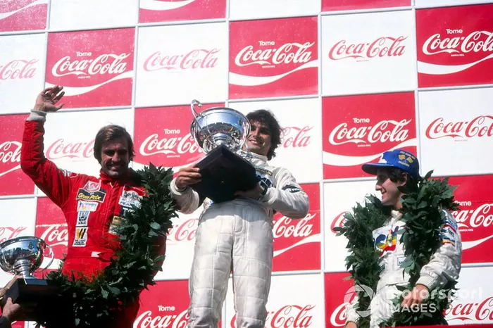 Podio: ganador de la carrera Nelson Piquet, Brabham, 
segundo lugar Carlos Reutemann, Williams, 
tercer lugar Alain Prost, Renault
