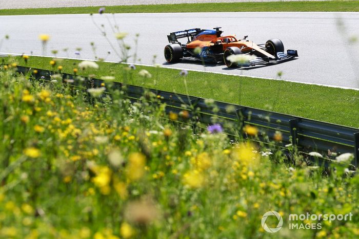 Carlos Sainz Jr., McLaren MCL35 