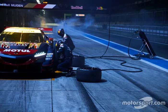Red Bull MOTUL MUGEN NSX-GT