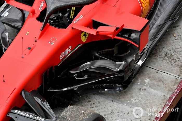 El coche de Sebastian Vettel, Ferrari SF1000, tras un fallo técnico