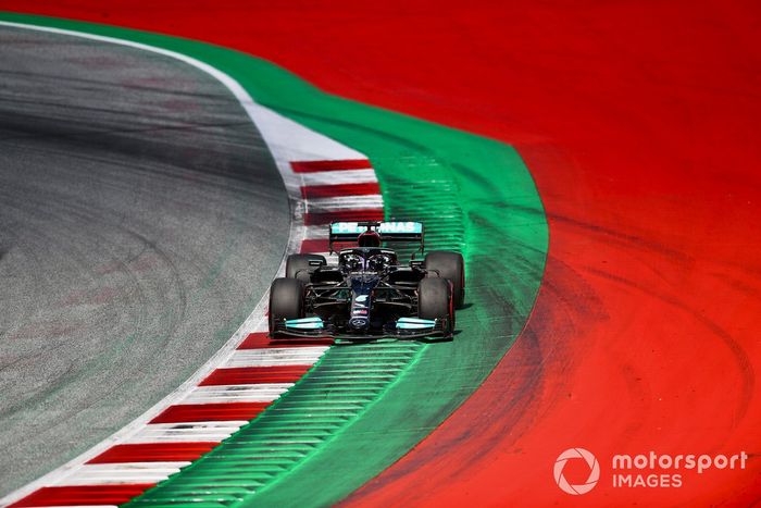 Lewis Hamilton, Mercedes W12