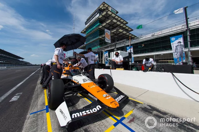 24º Juan Pablo Montoya, Arrow McLaren SP Chevrolet