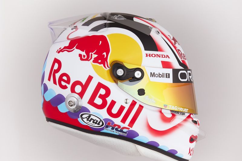 今年のテーマは“KABUKI”だ！ 角田裕毅のF1日本GP仕様ヘルメット公開