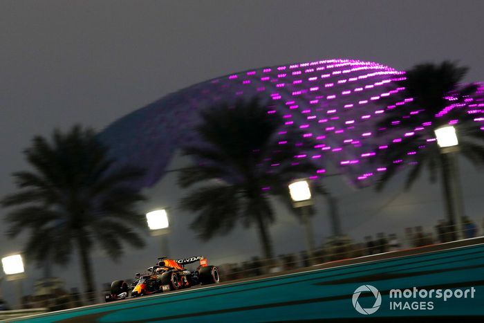 Max Verstappen, Red Bull Racing RB16B