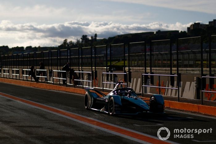 Mitch Evans, Panasonic Jaguar Racing, Jaguar I-Type 5