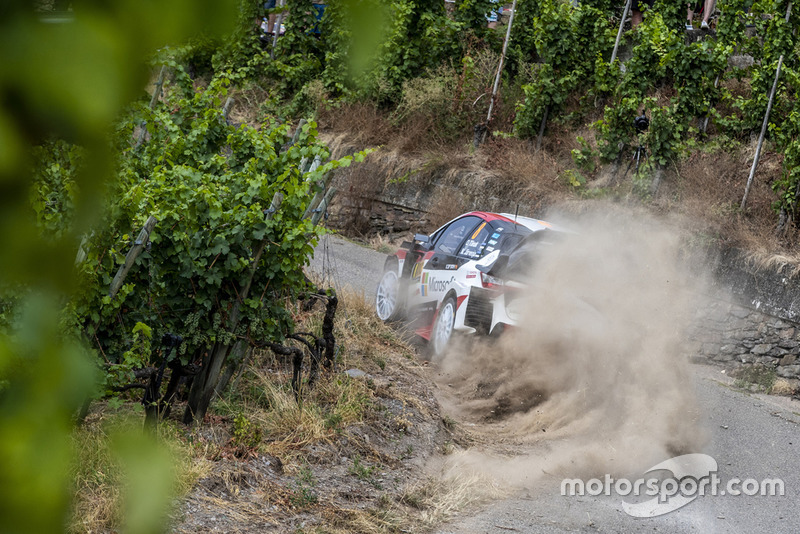 Отт Тянак и Мартин Ярвеоя, Toyota Yaris WRC