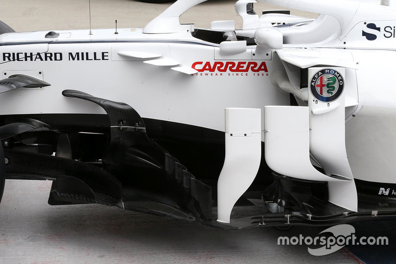 Sauber C37