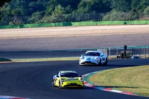 Porsche Taycan Rush a Vallelunga