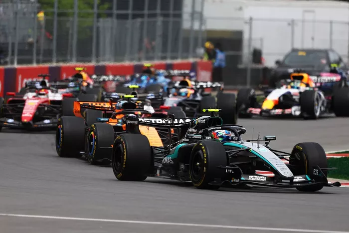 Lando Norris, McLaren, Andrea Kimi Antonelli, Mercedes