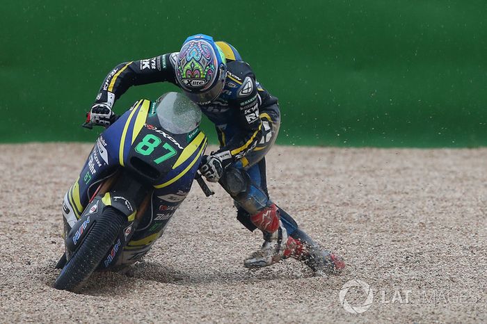 Remy Gardner, Tech 3 Racing, después de su caída