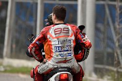 Jorge Lorenzo, Ducati Team, crash