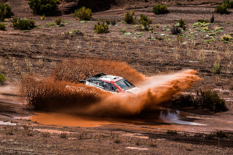 3. #304 Toyota Gazoo Racing Toyota: Жінель де Вільєр, Дірк фон Цітцевітц