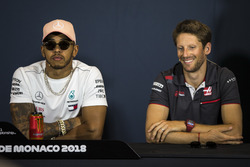 Lewis Hamilton, Mercedes-AMG F1 and Romain Grosjean, Haas F1 in the Press Conference