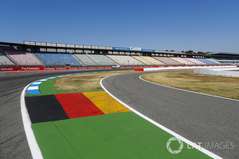 Detalle de la última curva y entrada al pitlane del circuito de Hockenheim