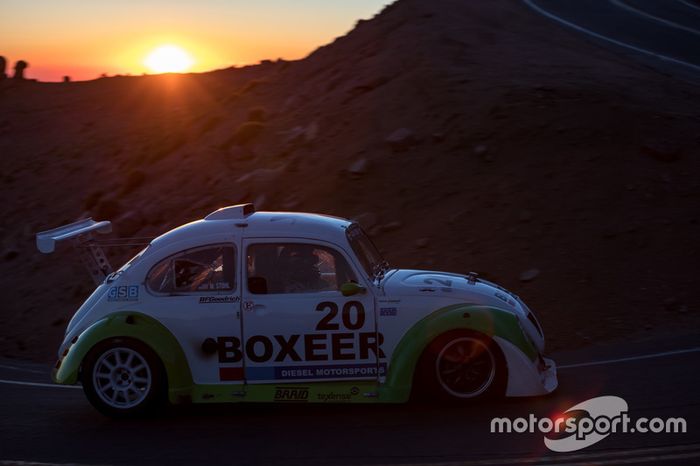 #20 Manfred Stohl, Volkswagen Bug 2.0 TDI CR Boxeer