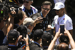 Lewis Hamilton, Mercedes AMG F1, ontmoet fans