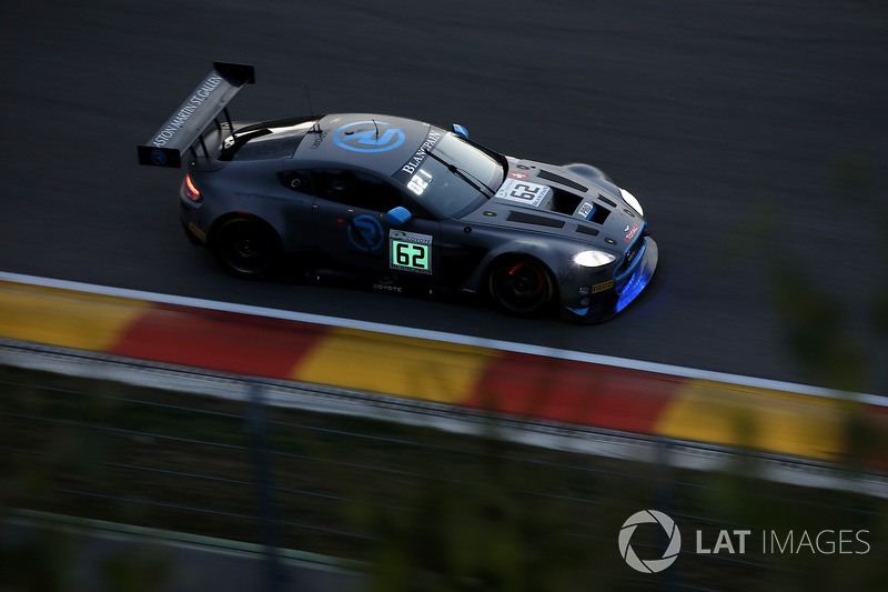 #62 R-Motorsport Aston Martin V12 Vantage: Dominik Baumann, Maxime Martin, Martin Kirchhöfer