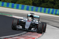Льюіс Хемілтон, Mercedes AMG F1 W07 Hybrid