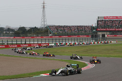 Nico Rosberg, Mercedes AMG F1 W07 Hybrid mène au départ