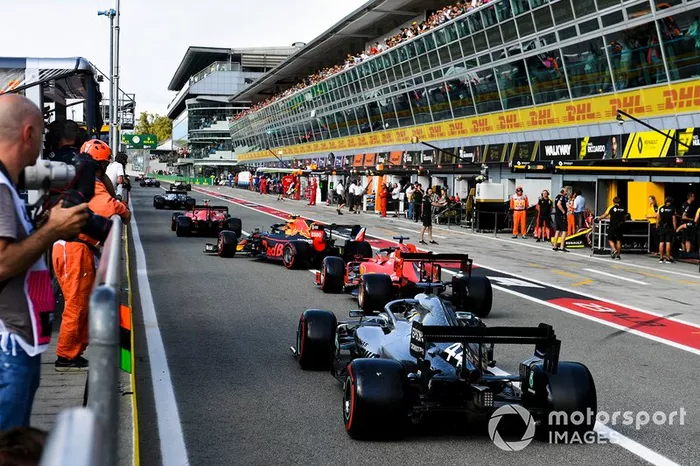 Vettel: “Decidle a Charles que salga”