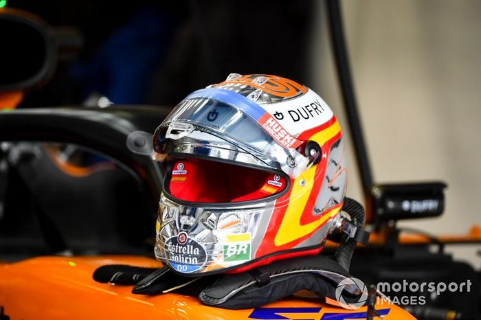 Casco de Carlos Sainz Jr., McLaren