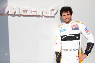 Carlos Sainz Jr., McLaren at the Abu Dhabi Testing