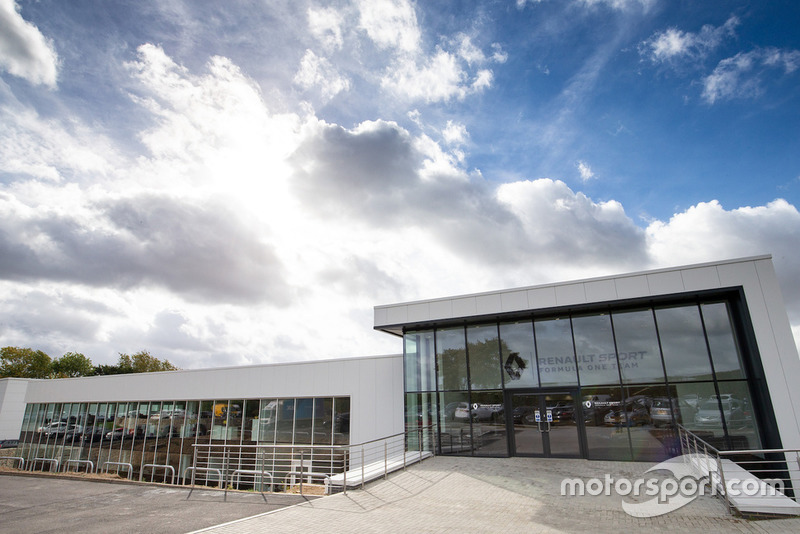 Werksbesuch bei Renault in Enstone