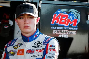 Christian Eckes, Kyle Busch Motorsports, Toyota Tundra Mobil 1