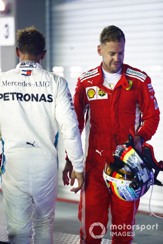 Льюис Хэмилтон, Mercedes AMG F1, и Себастьян Феттель, Ferrari