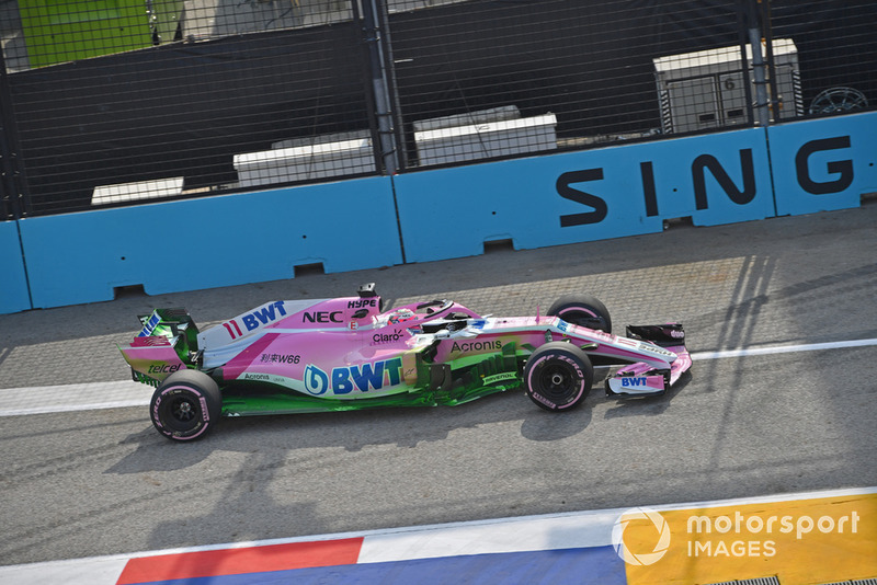 Racing Point Force India VJM11, aerofestékkel megszórva