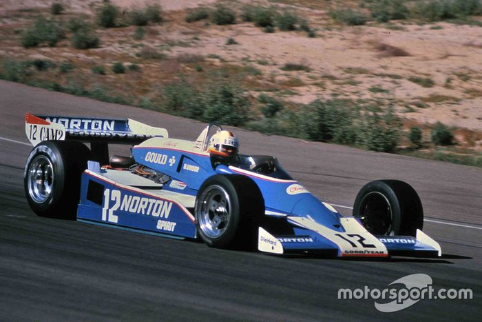 Bobby Unser se llevó esa carrera, pero en IndyCar, esos dos años
