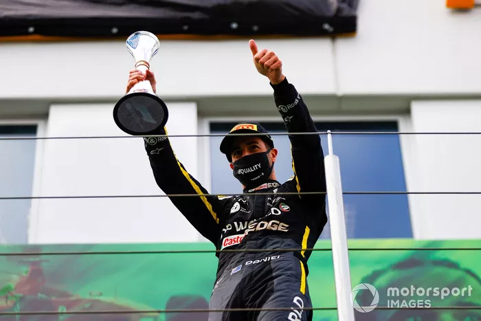 Podio: tercer lugar Daniel Ricciardo, Renault F1