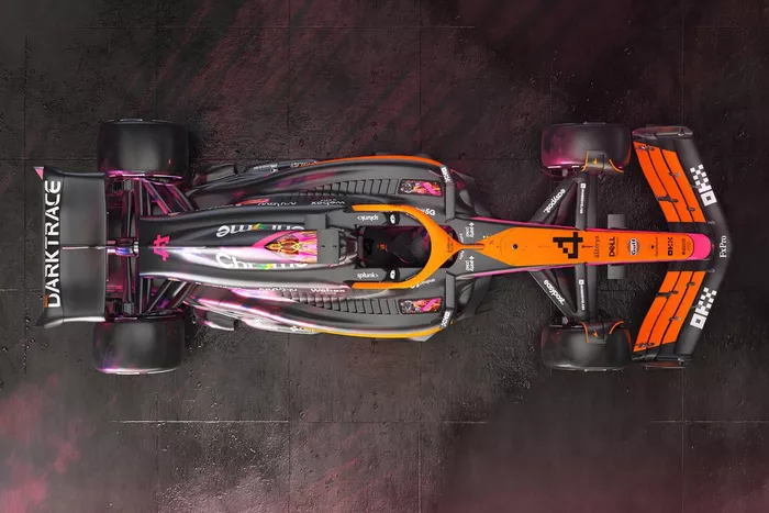 Decoración Especial McLaren MCL36 Singapore GP 