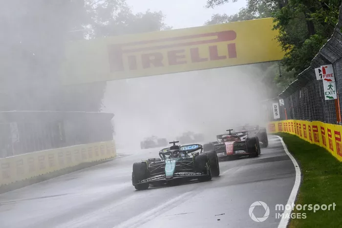 Lance Stroll, Aston Martin AMR24, Charles Leclerc, Ferrari SF-24