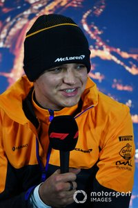 Lando Norris, McLaren, in de persconferentie
