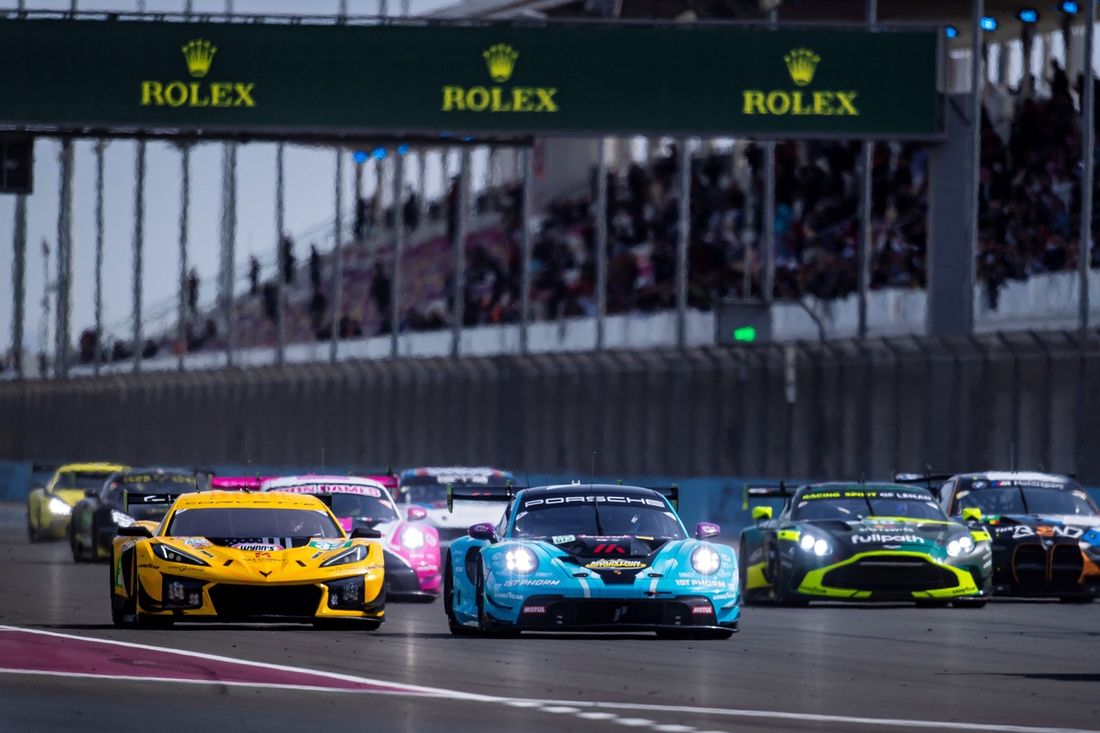 #92 Manthey 1St Phorm Porsche 911 Gt3 R LMGT3: Ryan Hardwick, Riccardo Pera, Richard Lietz