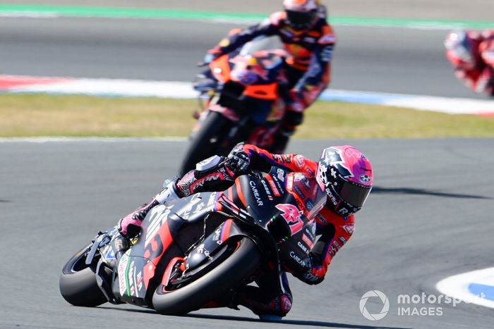 Aleix Espargaró, Aprilia Racing Team
