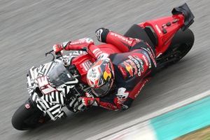 Las fotos del primer día de test de MotoGP 2024 en Sepang