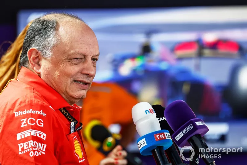 Frederic Vasseur, Team Principal et General Manager, Scuderia Ferrari, s'adresse à la presse 