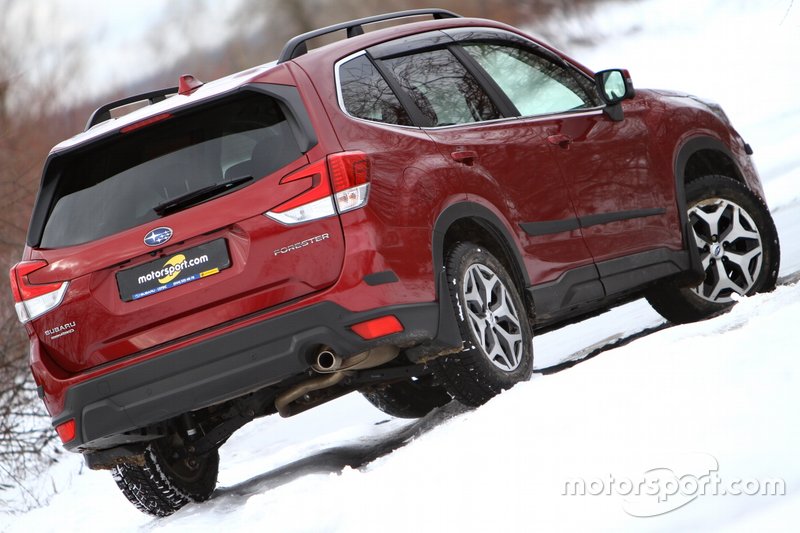 Subaru Forester 2018 року