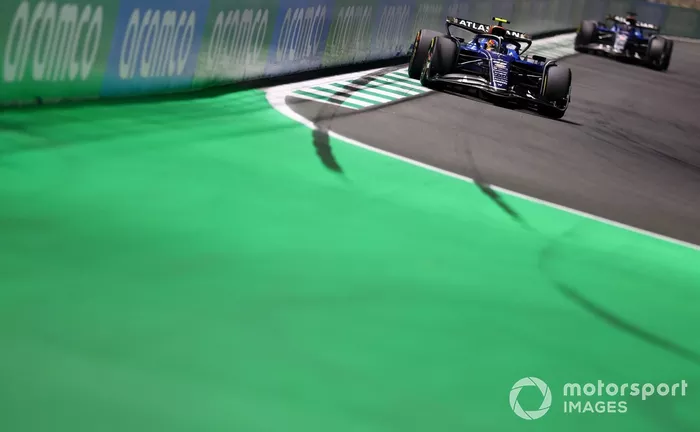 Carlos Sainz, Williams, Alexander Albon, Williams