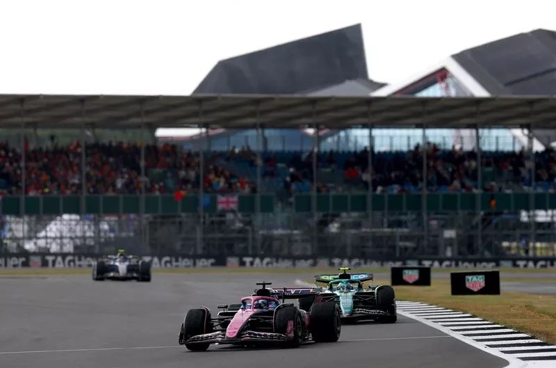 Fernando Alonso, Aston Martin Racing, Pierre Gasly, Alpine