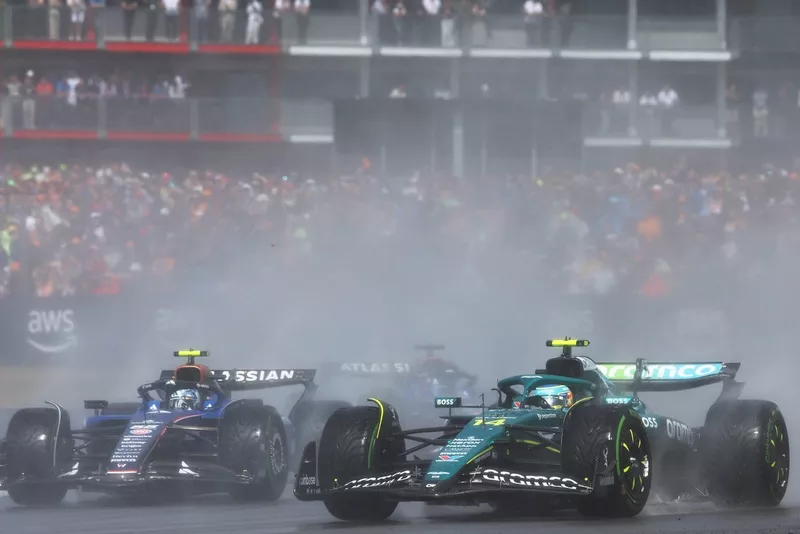Fernando Alonso, Aston Martin Racing, Carlos Sainz, Williams