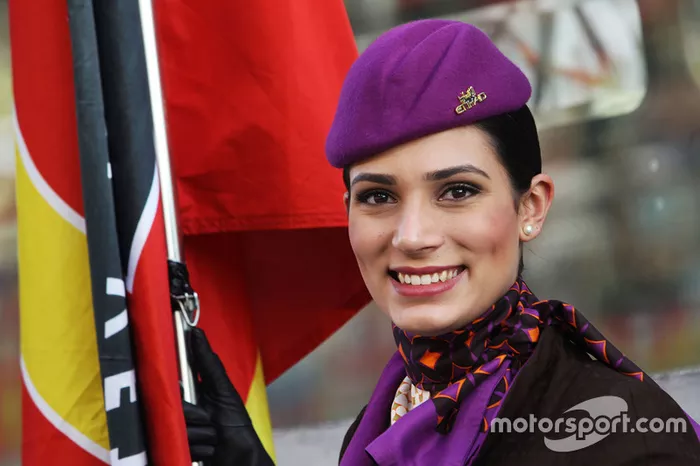 Grid girl