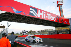 Race winner Luke Searle, Paul Morris, Barry Graham, BMW M135i Hatch F20
