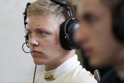 Yann Ehrlacher, M.Racing