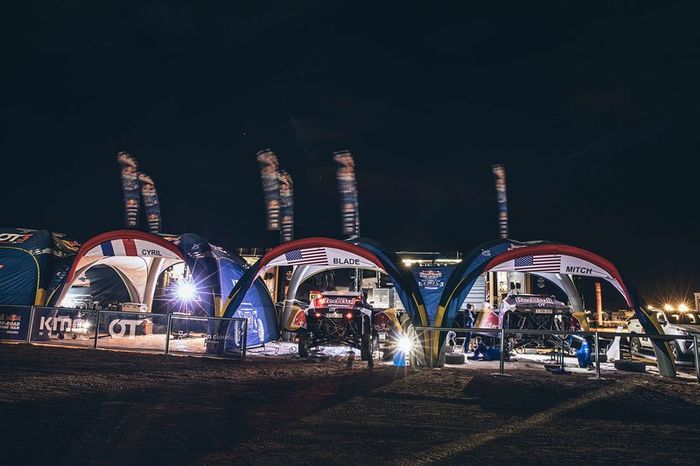 Red Bull Off-Road Team USA en el vivac